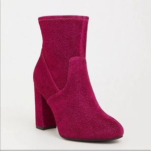 Circus by Sam Edelman shimmery pink boots